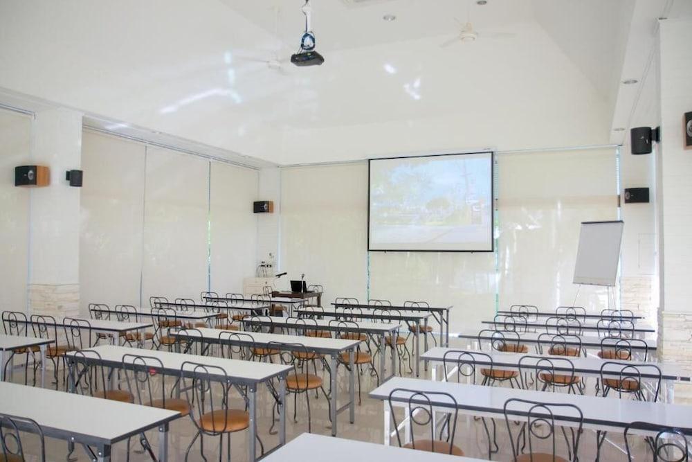 بانغسين Charn Residence المظهر الخارجي الصورة
