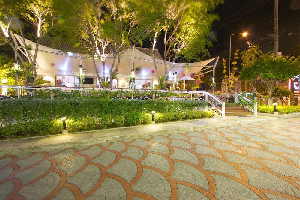 بانغسين Charn Residence المظهر الخارجي الصورة